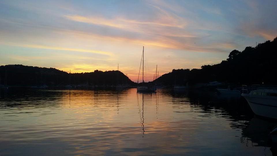 Dimitri'S Seaview Studio - ลักกา ภายนอก รูปภาพ